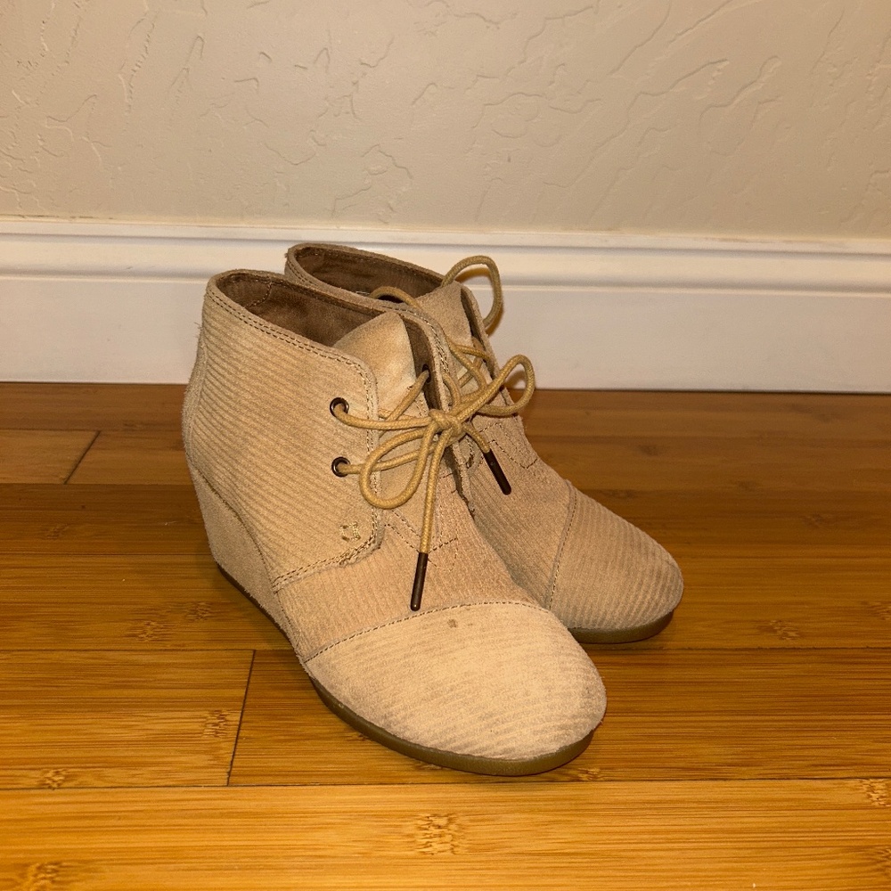 Tom’s wedges